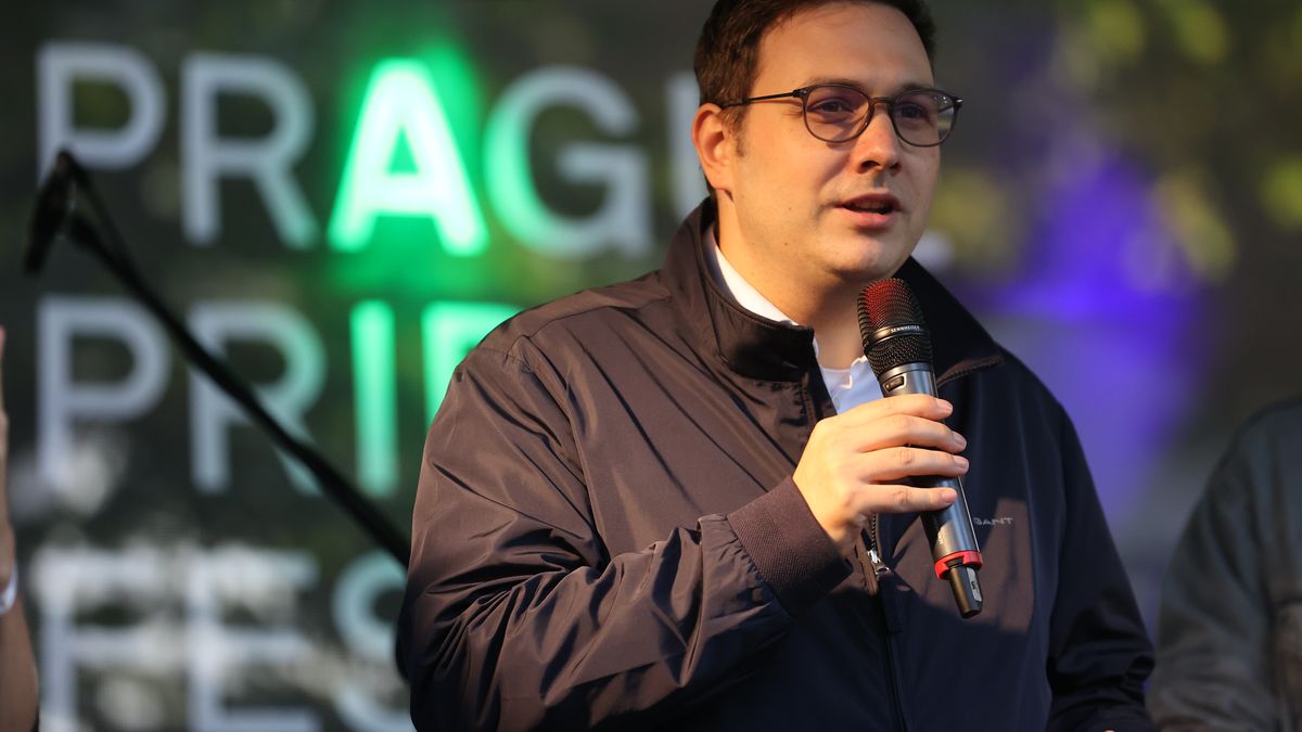 Ministr Lipavský podpořil při startu Prague Pride manželství pro všechny